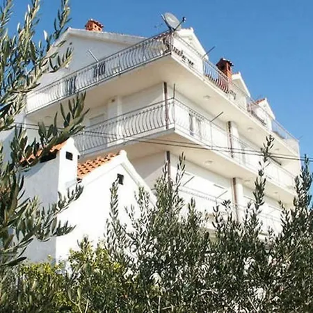 Milic*** ゲストハウス ドニー・セゲット